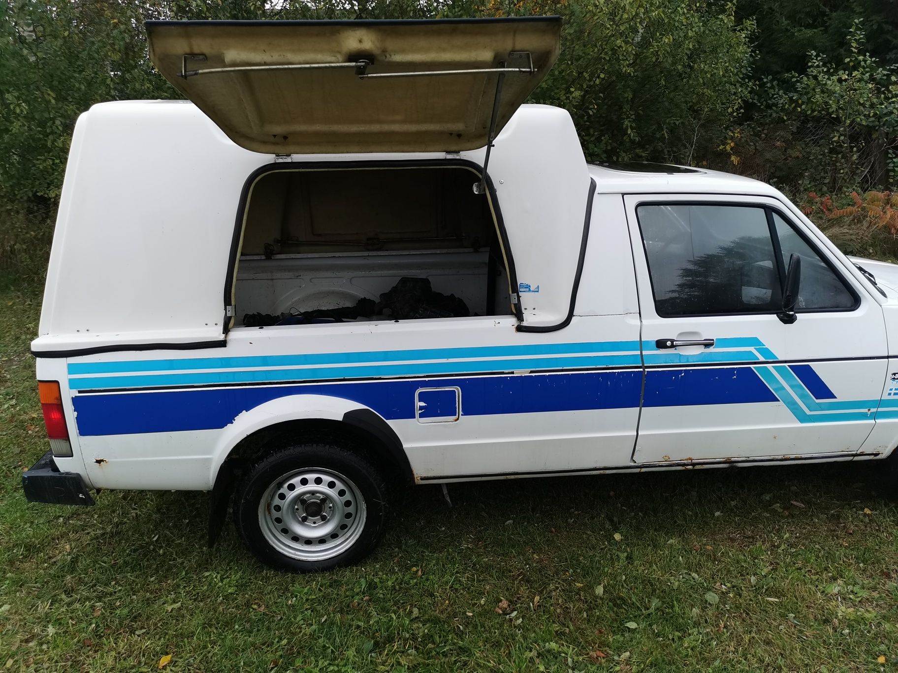 VW Caddy golf 1 l nadbudówka skrzynia paka buda