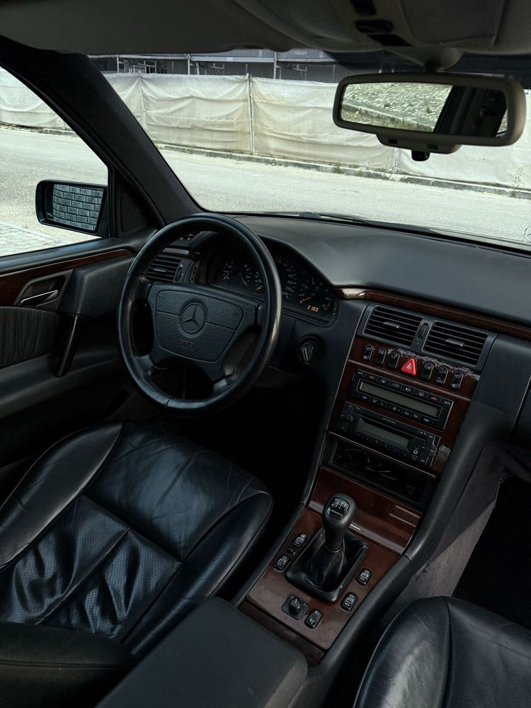Mercedes e class