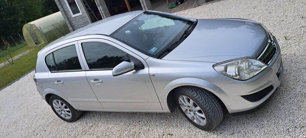 Opel Astra H 1.6 115 km LPG, zadbany, 2 kpl kół, bezwypadkowy