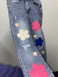 Spodnie jeansy kwiaty