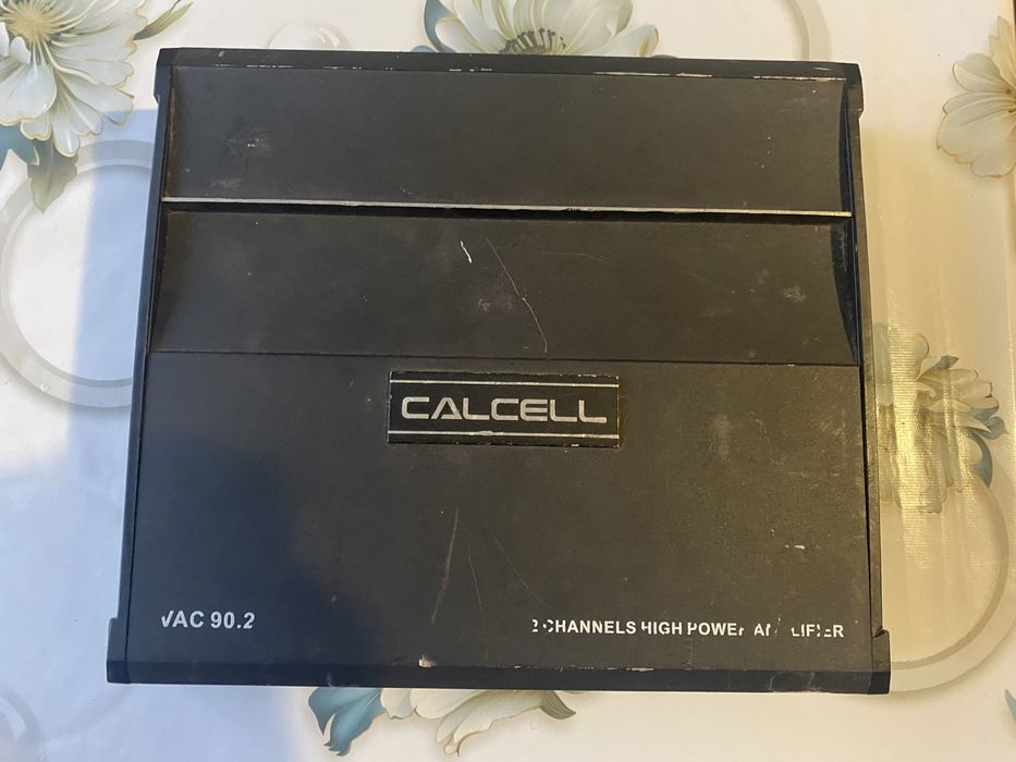 Усилитель підсилювач автозвуку CALCELL VAC 90.2