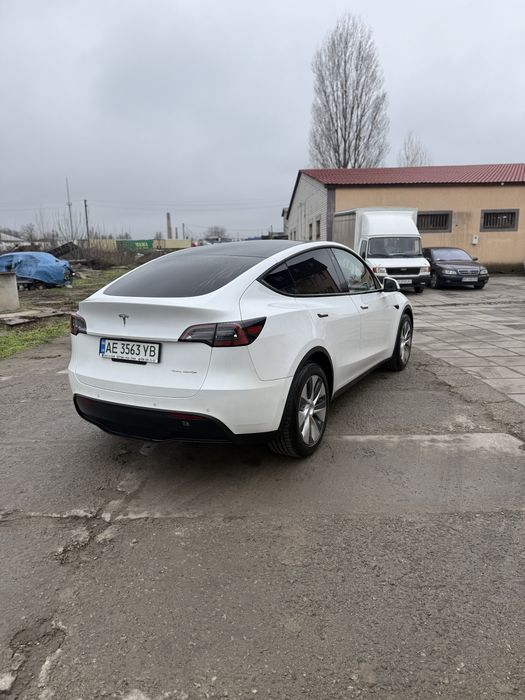 Tesla Model Y Dual Motor