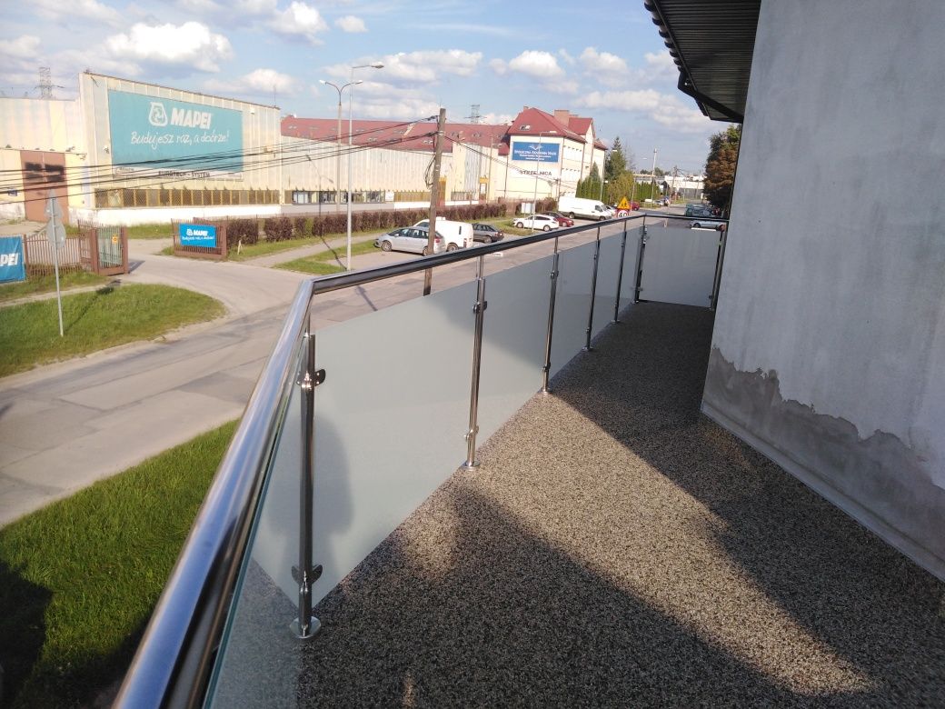 Balustrady nierdzewne szklane