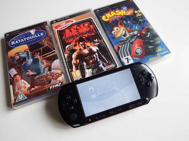 KONSOLA SONY PSP Portable + 3 gry pełen KOMPLET Crash Ratatuj Tekken