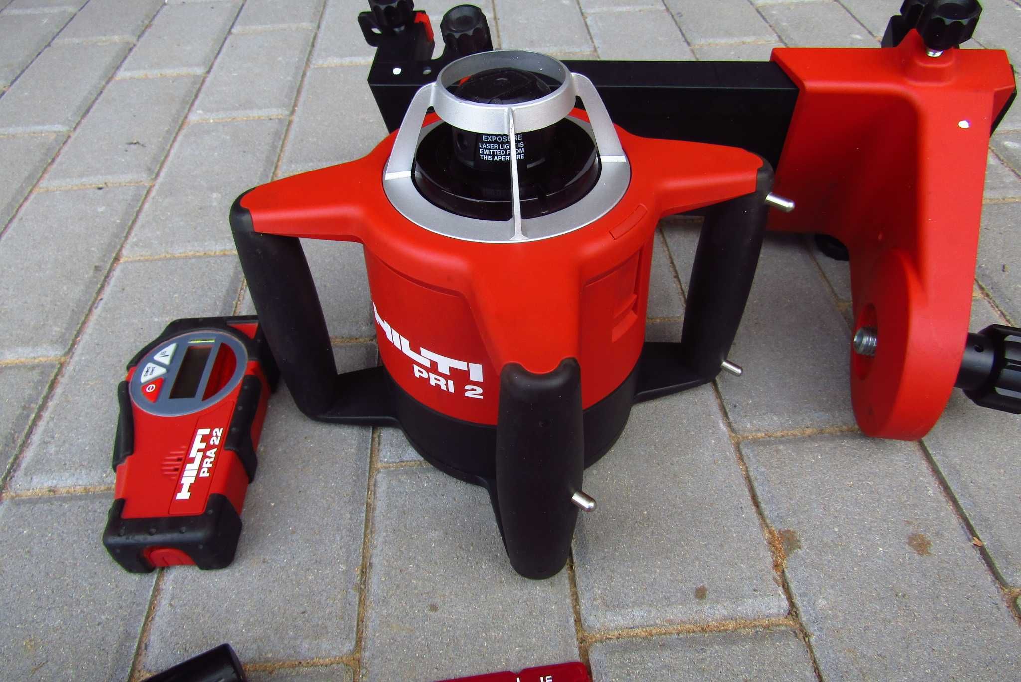 Niwelator Hilti PRI 2 PRA2 PRA22 PRA70 Super stan