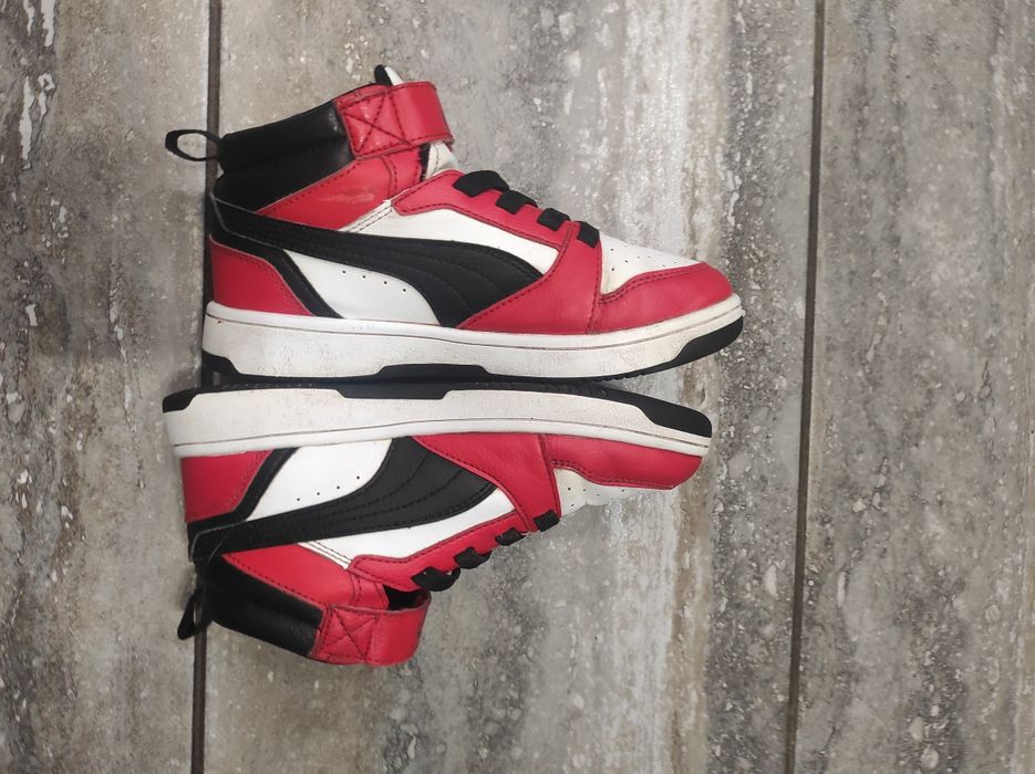 Кросівки. Хайтопи пума