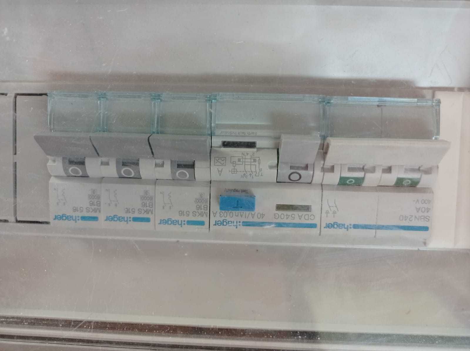Skrzynka elektryczna przewod nkt hager