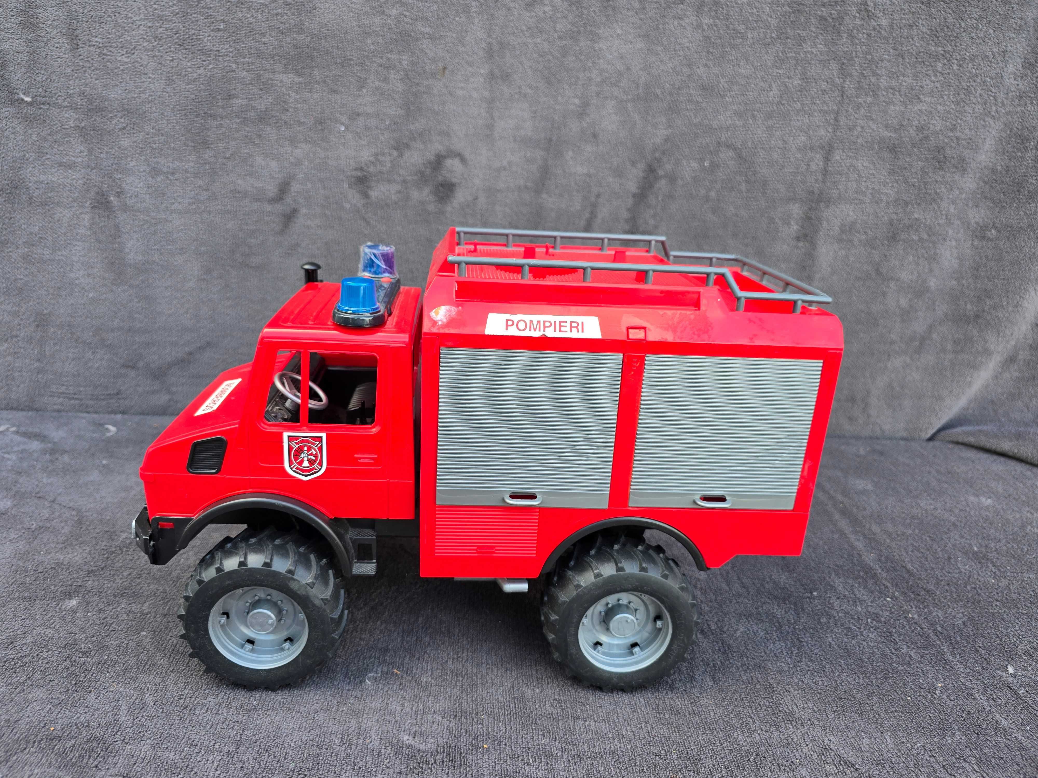 Bruder Mercedes Benz Unimog straż pożarna