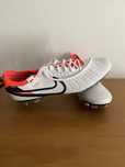 Chuteiras oficiais Nike Tiempo