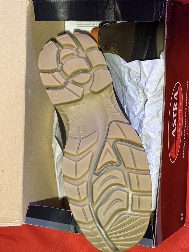 Botas profissionais Astra Safety Hydra S3 43