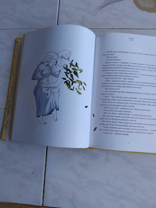 LIVRO JUVENIL/INFANTIL DE COLECÇÃO - "PETER PAN" DE J. M. BARRIE