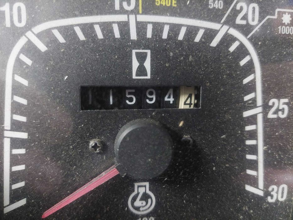 New Holland TM130 szybka skrzynia 50 km/h, pneumatyka