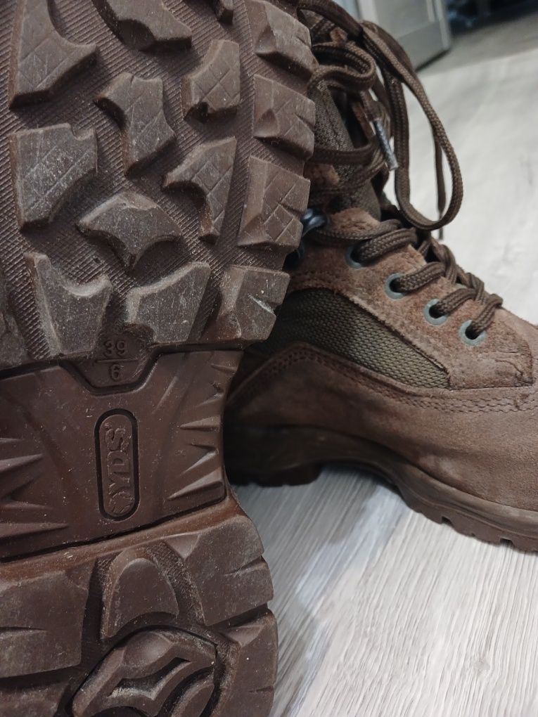 Берцы ВС Великобритании YDS Falcon desert оригинал,