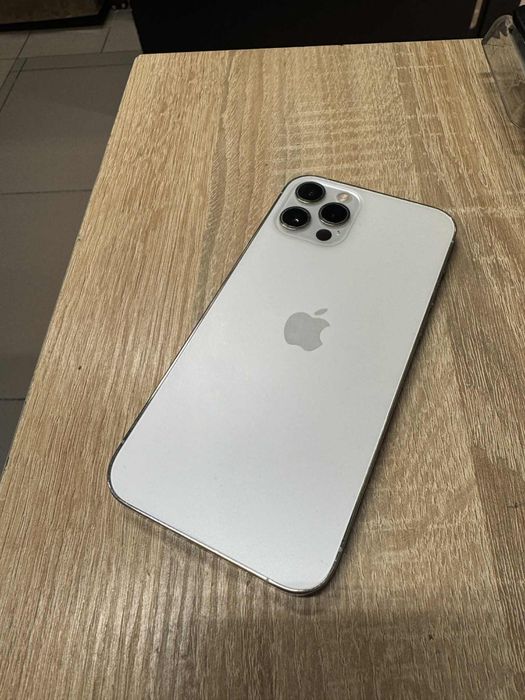 Iphone 12 pro uzyw