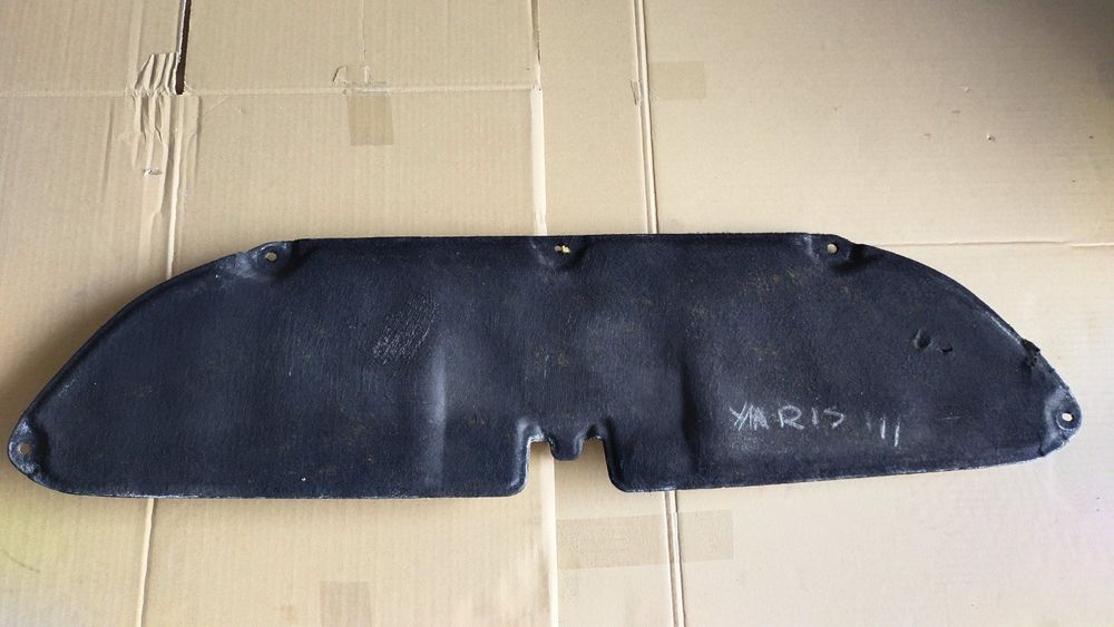 Wygluszenie maski Toyota Yaris 3