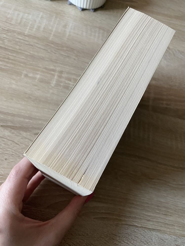 Pani noc cassandra clare mroczne intrygi książka fantastyka