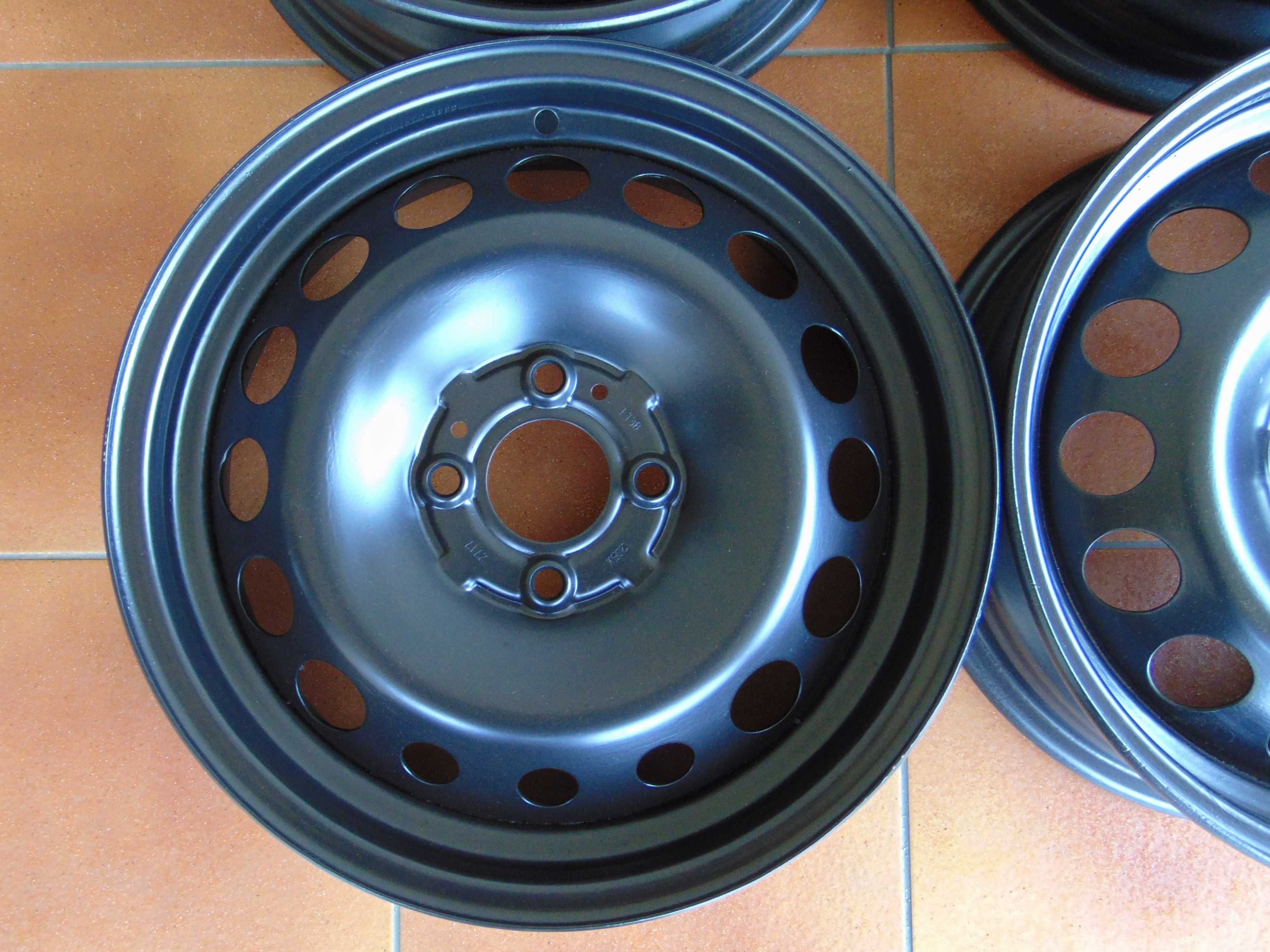 Felgi Stalowe 15'' 5x15 ET38 TWINGO III 14- kpl.