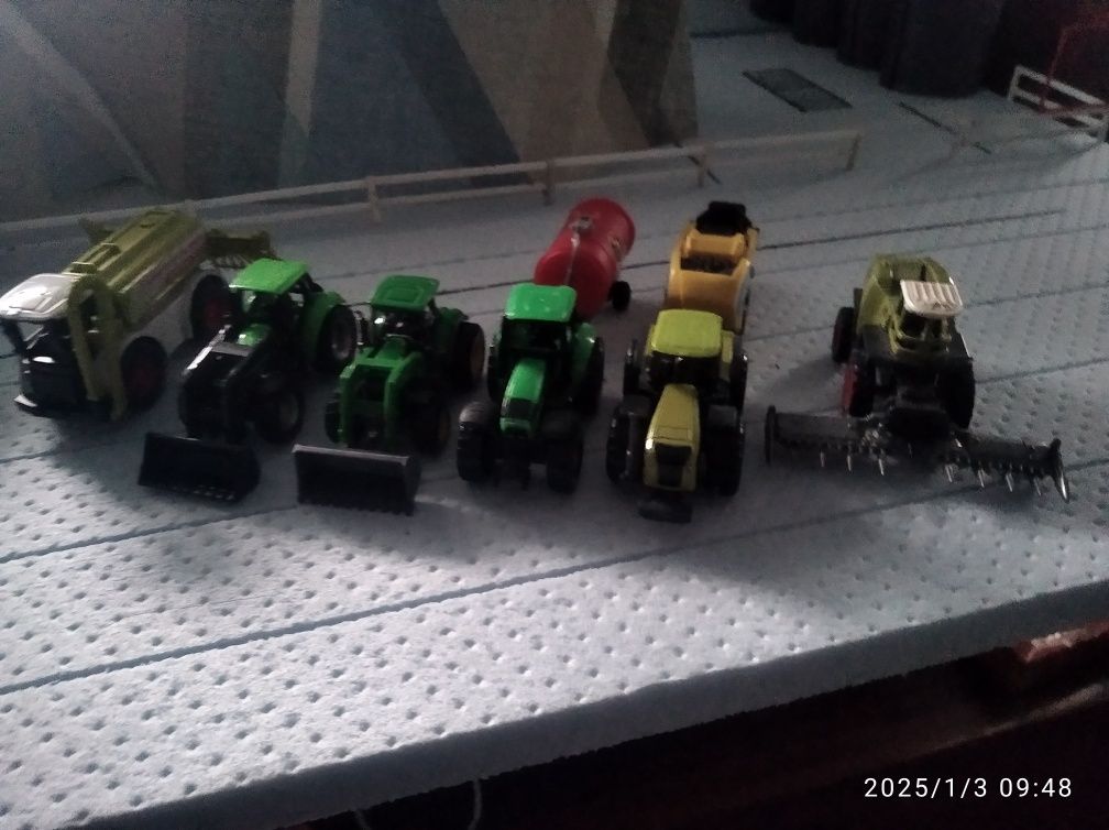 Модель 1:87 трактори і комбайни