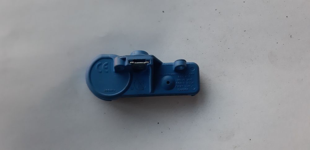 Czujnik ciśnienia TPMS Opel Mokka Captiva 135.81561 GM NOWY ZAWÓR