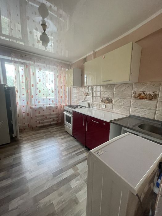 1 кім квартира  Корабельний р-н, можна з тваринами