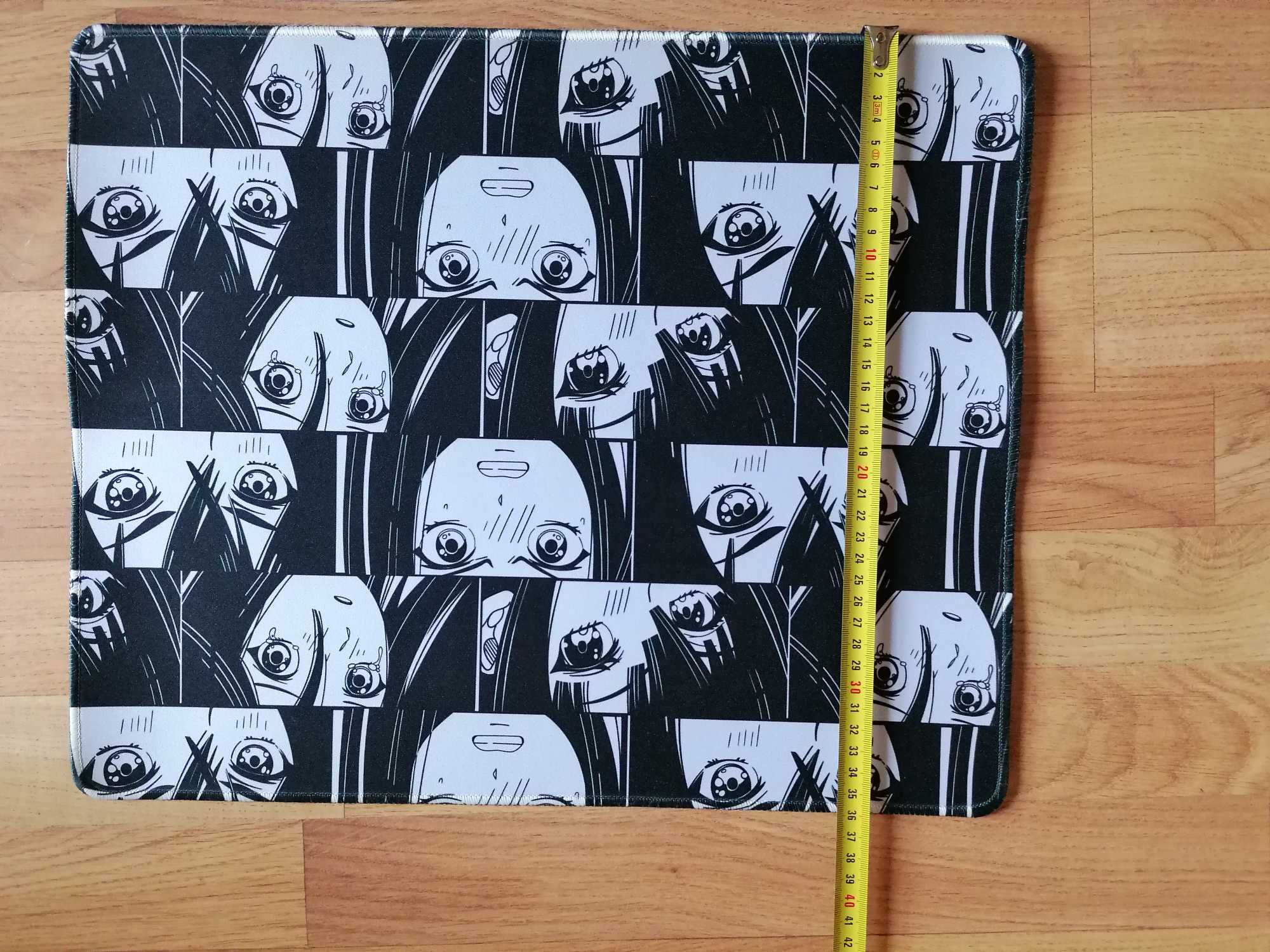 Anime Piórnik, podkładka na biurko, 3 nowe zeszyty + notes