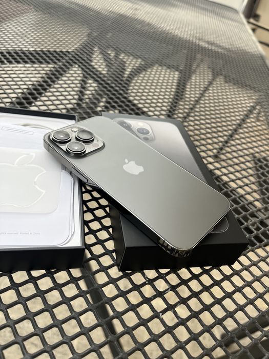 Продам Apple 13 pro 256gb