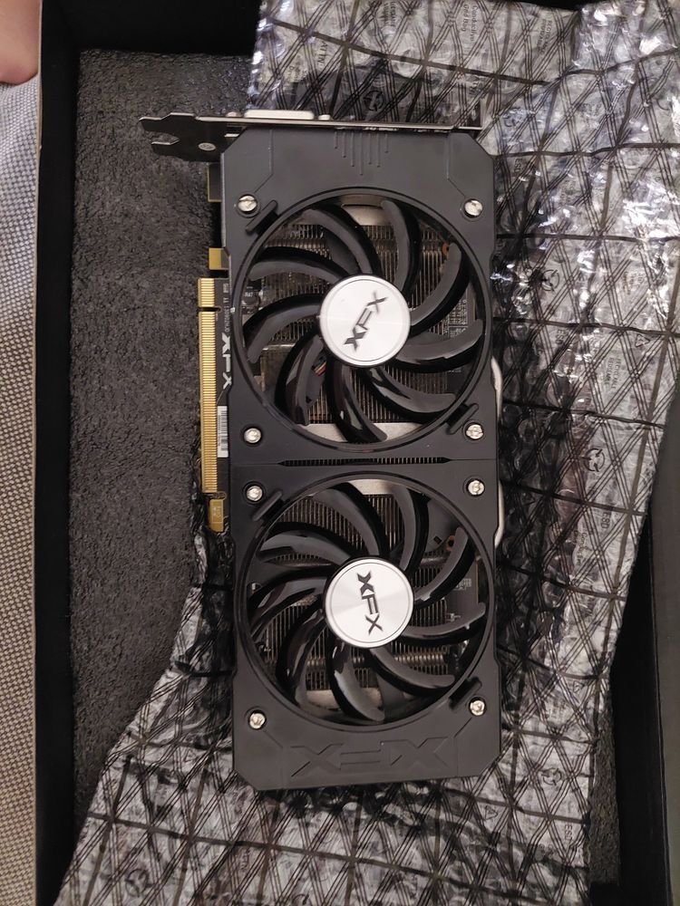 Placa gráfica R7 370 4G