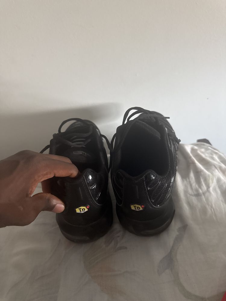 Air Max Tn plus preta
