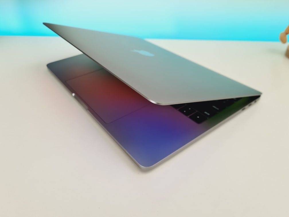 Śliczny laptop Apple MacBook Pro 13 RETINA 16GB/250GB STAN SUPER! F78