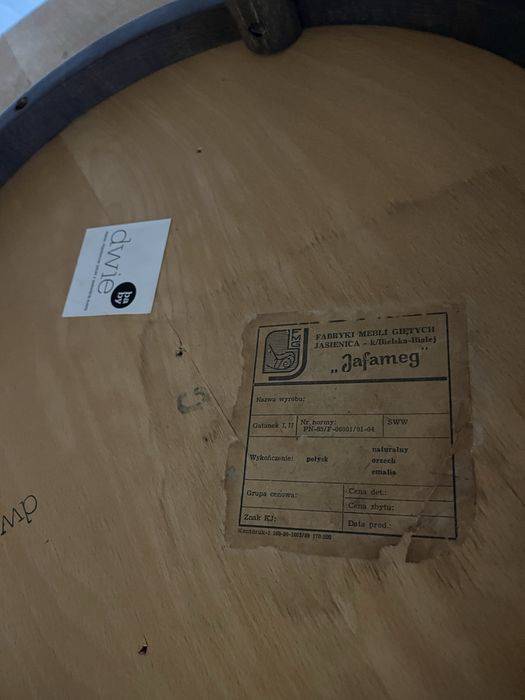 Stół okrągły odnowiony Fabryka Jafameg