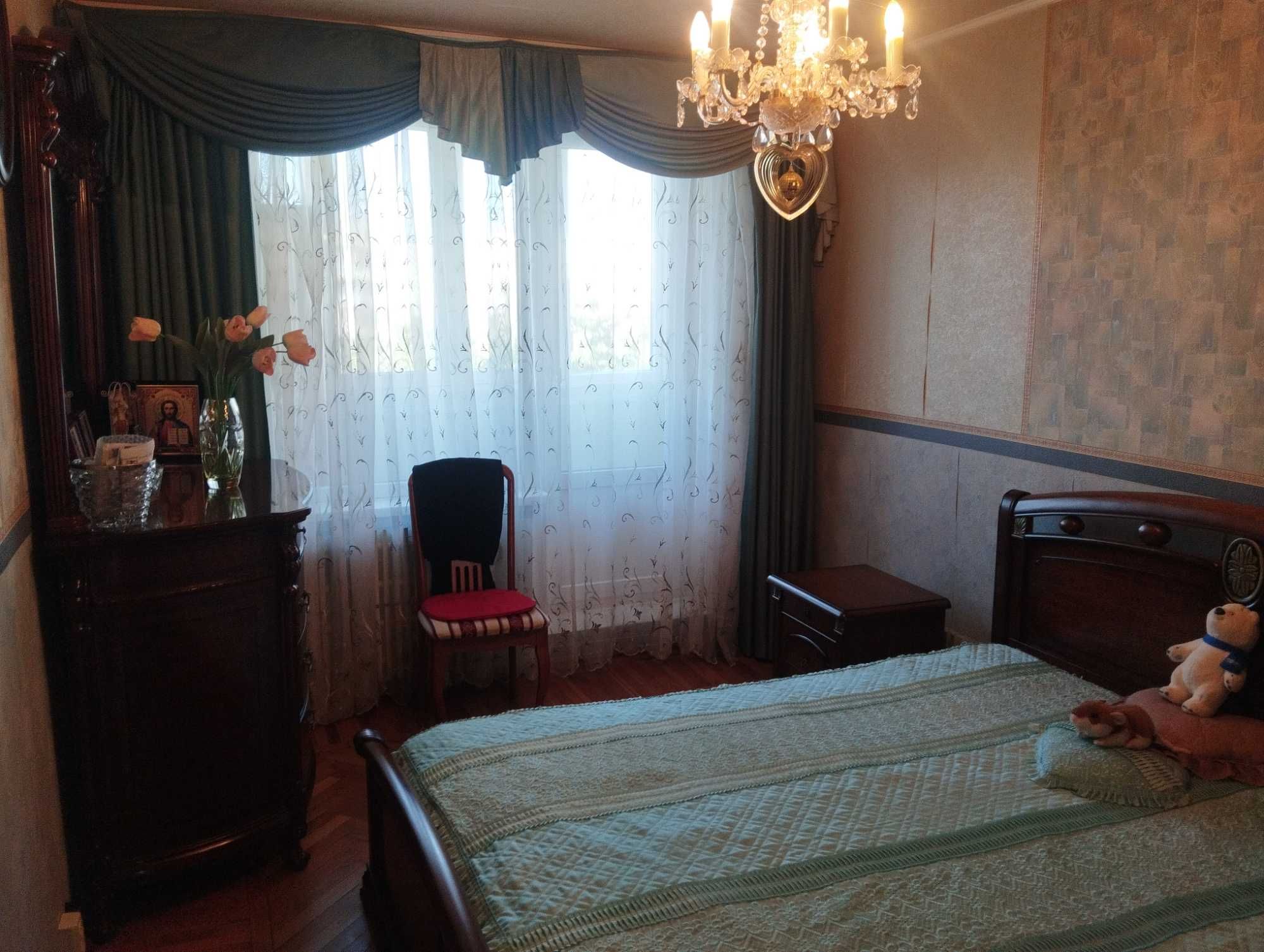 Продам реальную  3-х комн.кв.Гвард. Широнинцев 79г метро Салтовкое