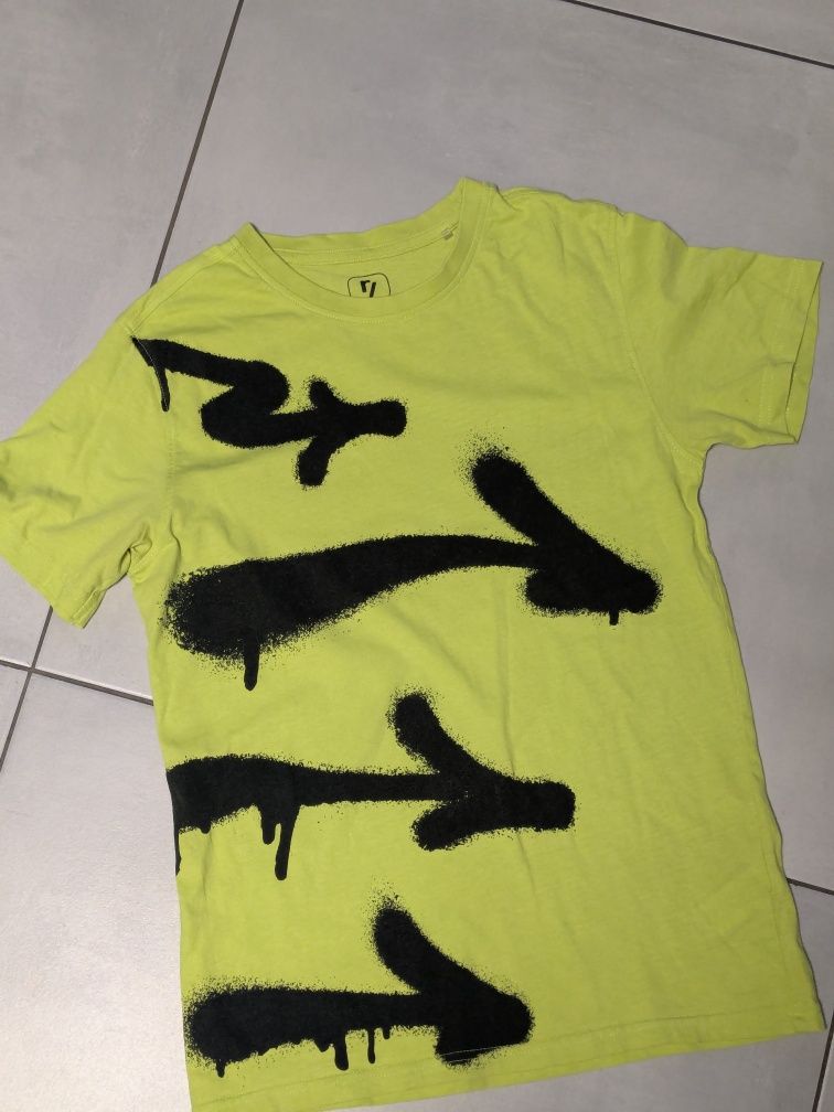 T-shirt roz. 158