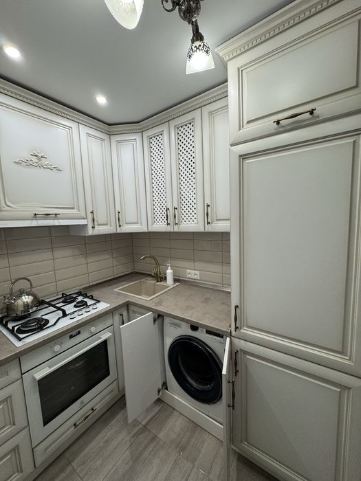 Здам дуже теплу  квартиру в районі критого ринку