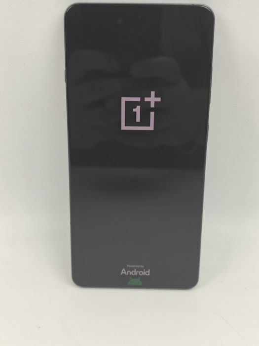 OnePlus Ace 5 Pro,16/256, Snapdragon 8 Elite