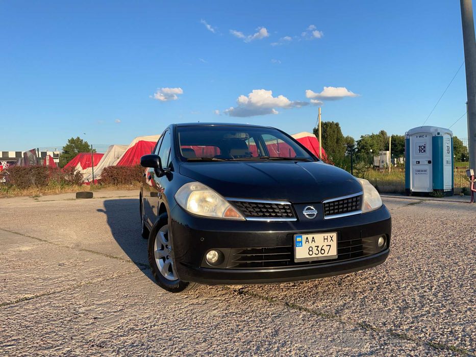 Продам Nissan Tiida 1.6/єдиний власник/повна історія обслуговування