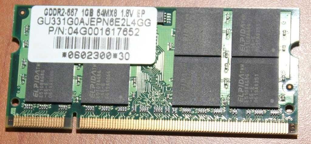 3 So-dimm's de memória 1 Gb ram DDR2 667mhz.