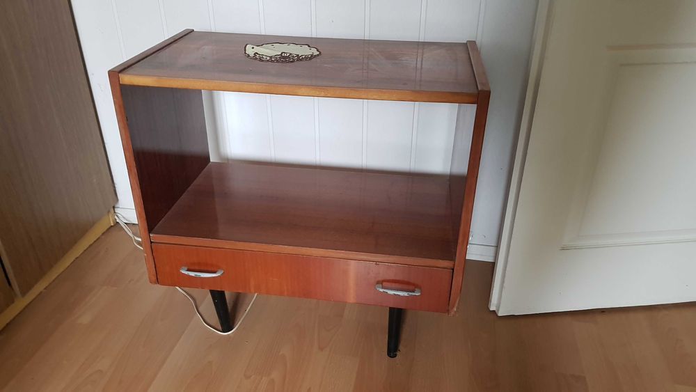 Dwa stoliki rtv z lat 60- 70