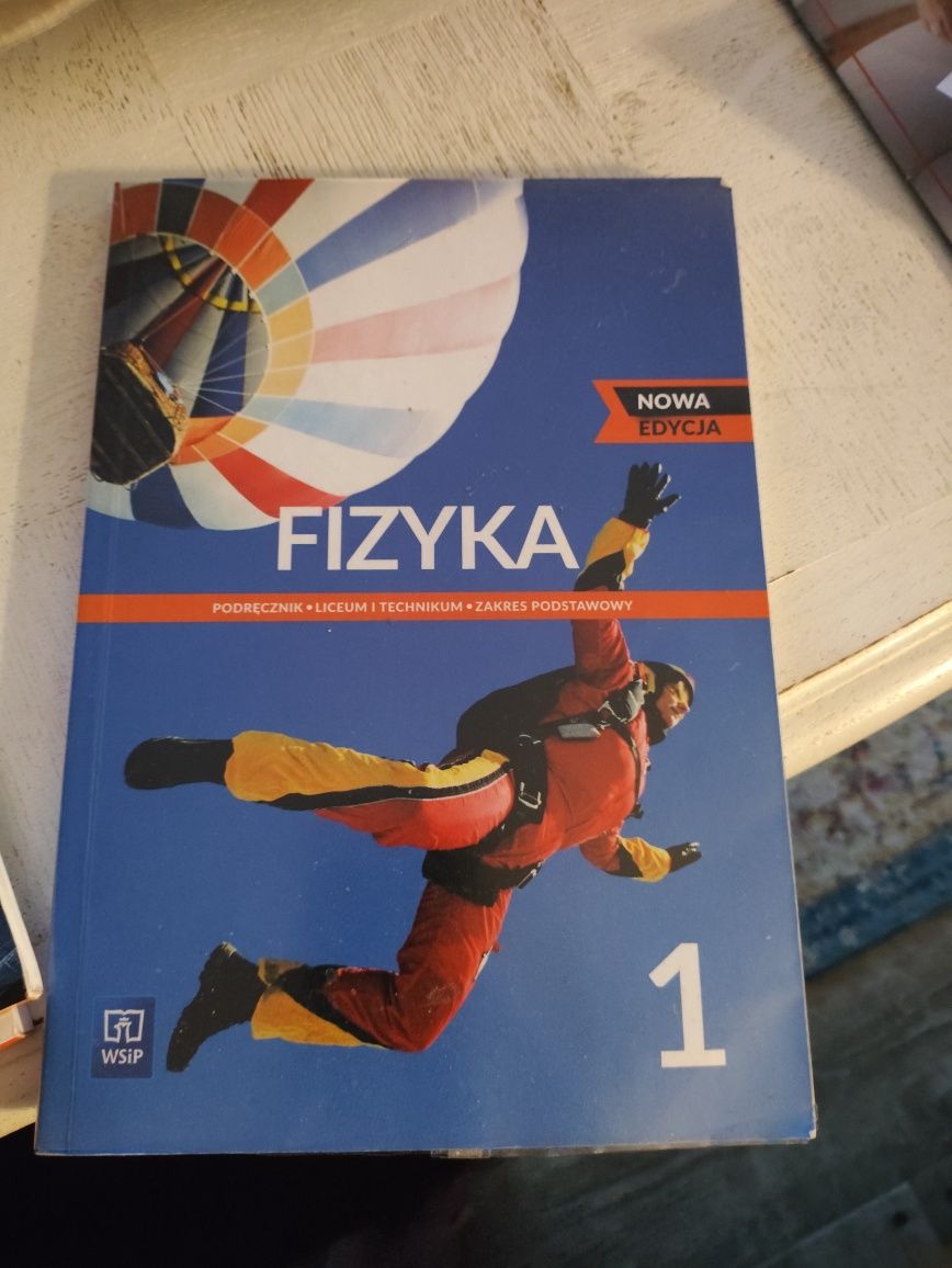 Fizyka 1 WSiP liceum Lehman,polesiuk