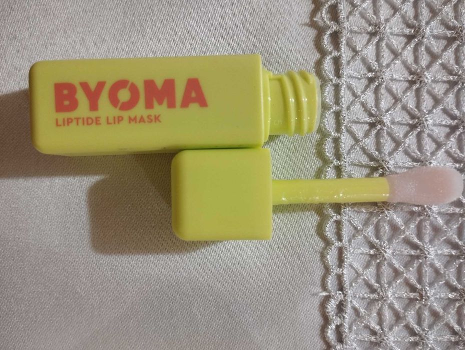 Odżywczy olejek maseczka do ust Byoma Liptide
