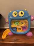 Fisher-Price, Głodny stworek, zjeżdżalnia krążków, gra zręcznościowa