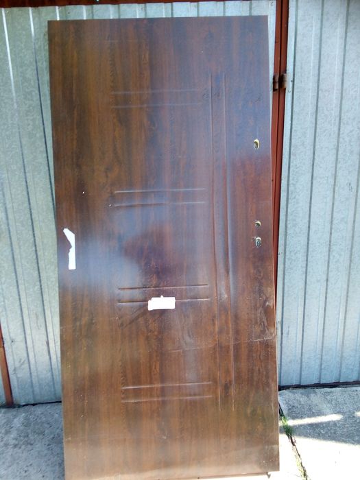 Drzwi wejściowe stalowo drewniane bez ośćieżnic 90