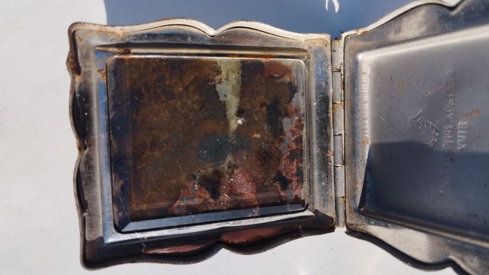 Пудреница старинная артель ХХХ 30 лет октября Киев