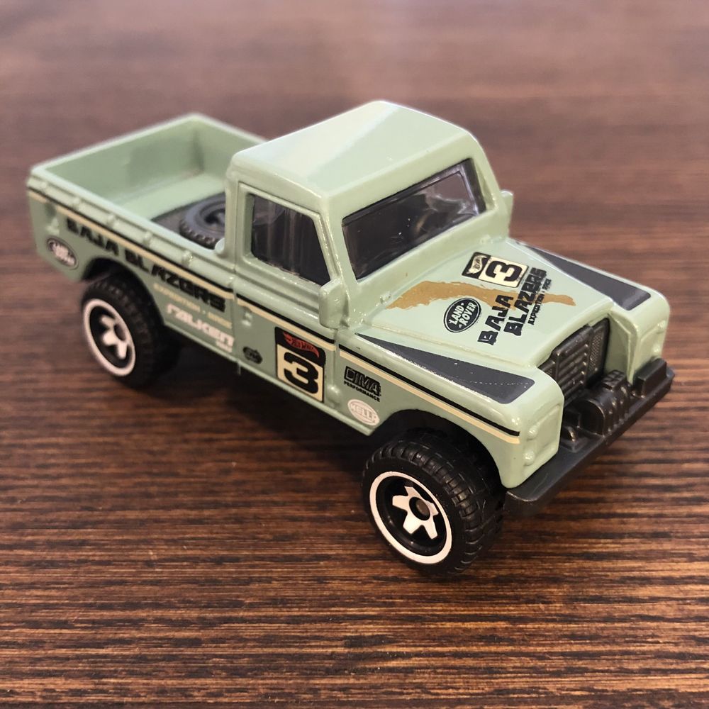 Hot Wheels Land Rover Series III Pickup