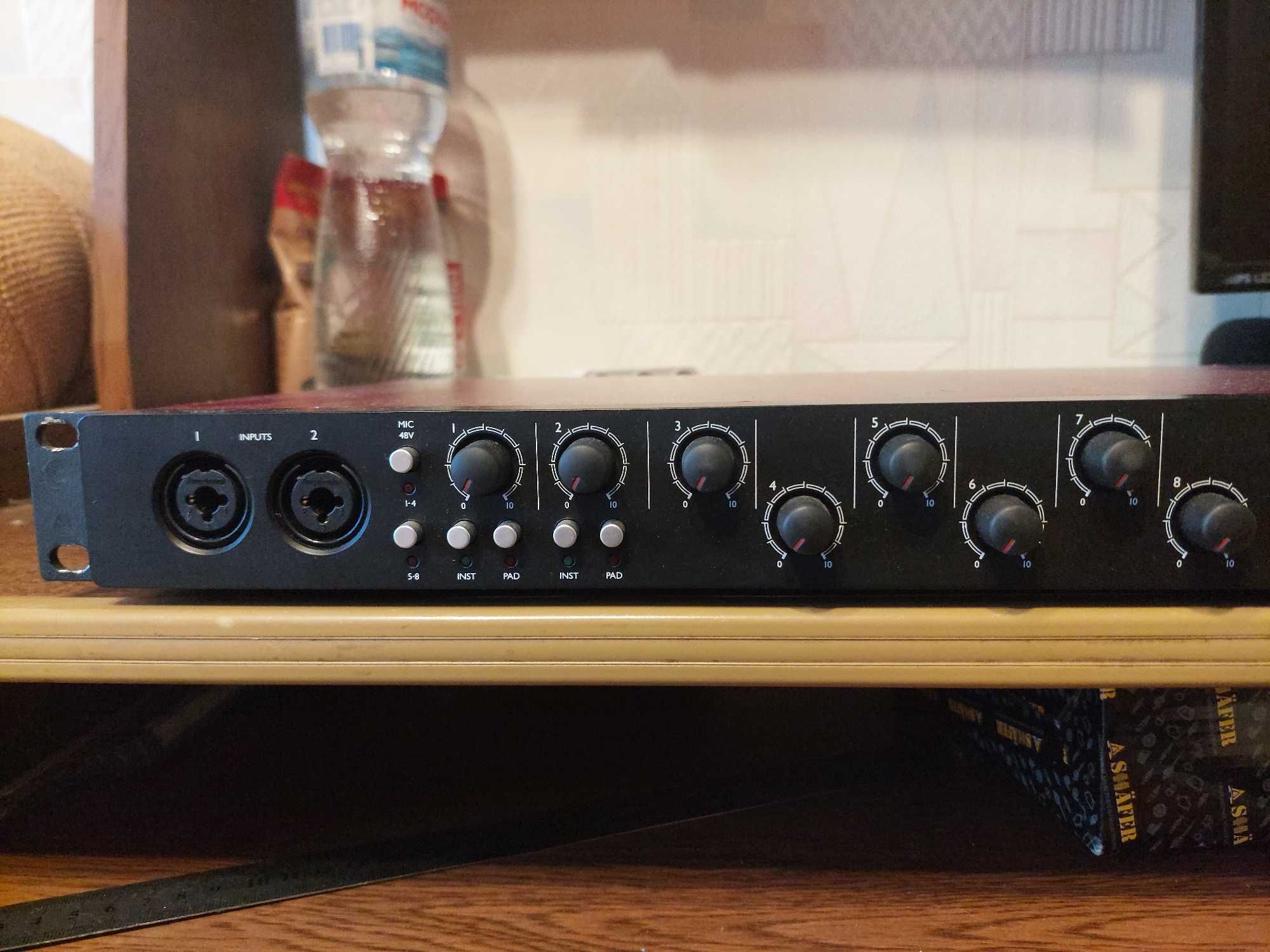 Звуковая карта Focusrite Scarlett 18i20 (24 бит/192 кГц)