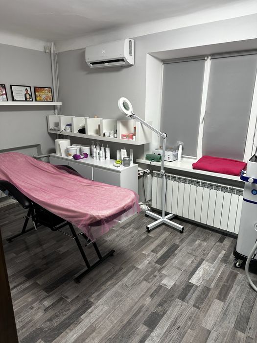 Оренда кабінету в студії