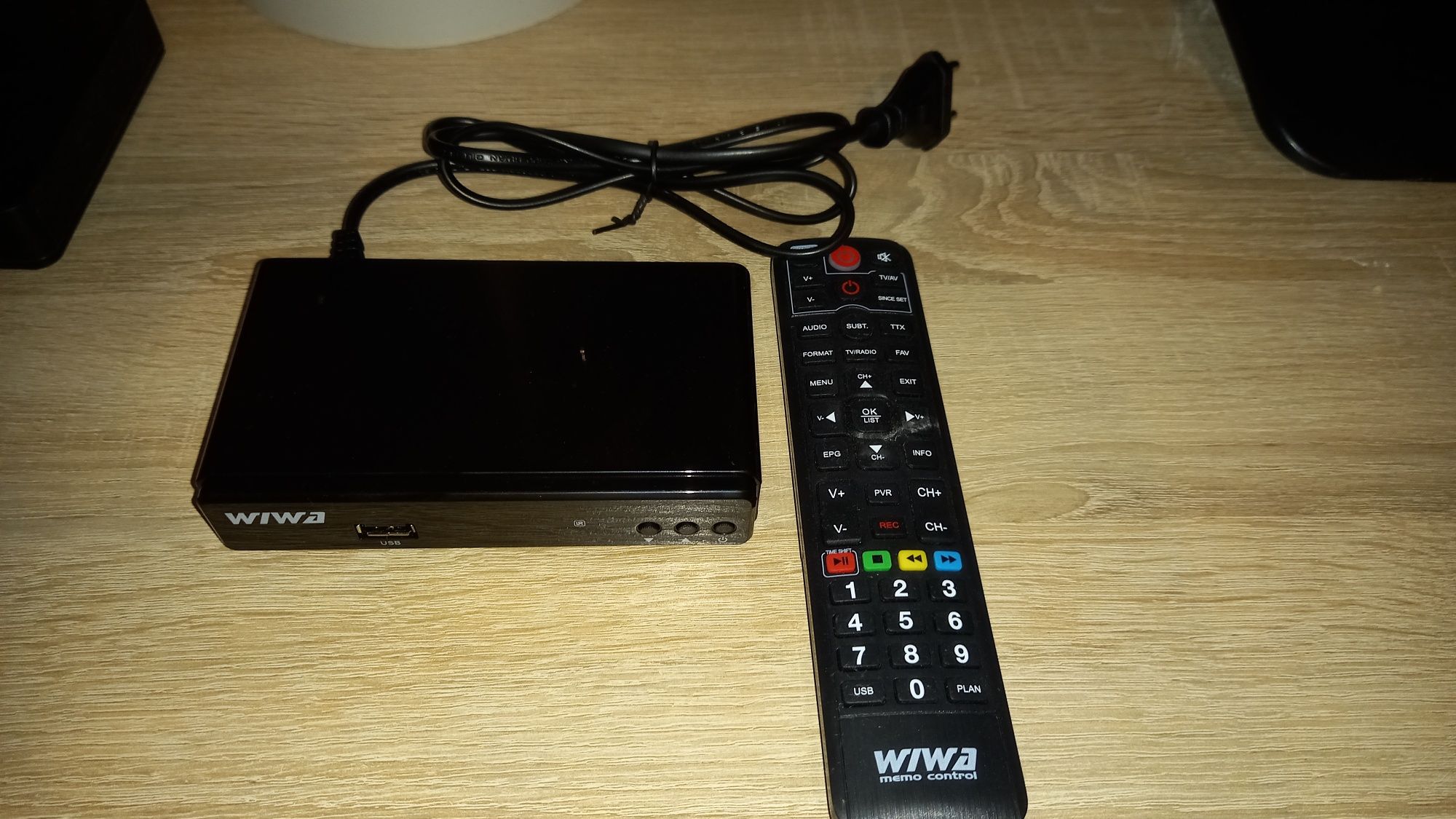 Telewizja naziemna Tuner DVBT 2 Antena + 15 mb kabla Nowe FAKTURA!