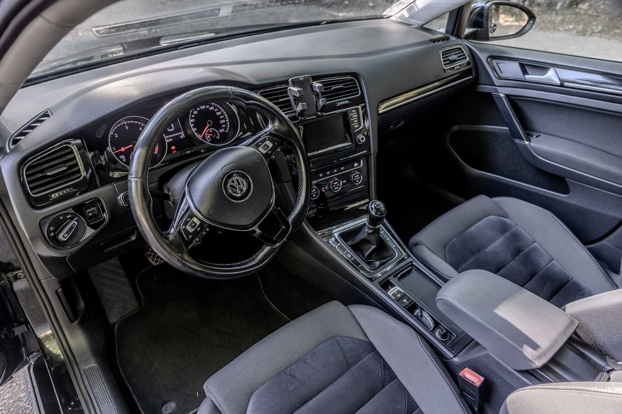 Volkswagen Golf 7 CARAT 1.6 TDI (105cv)