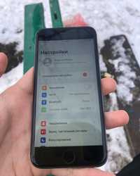 iPhone 8 64 GB состояние отличное 9/10