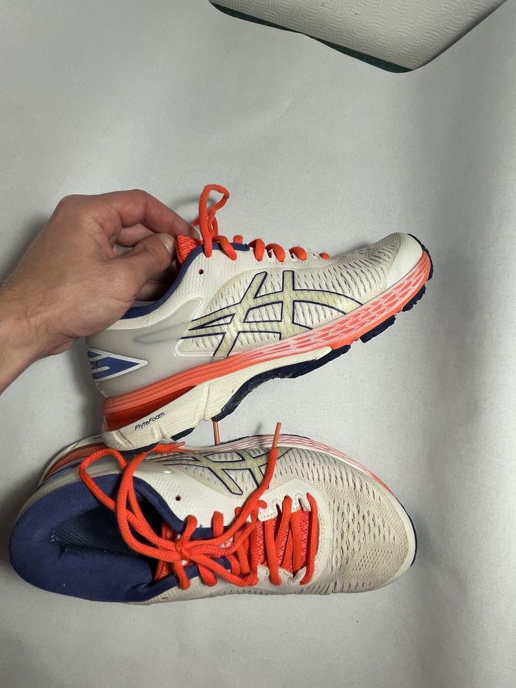Кросівки ASICS Gel Kayano 25