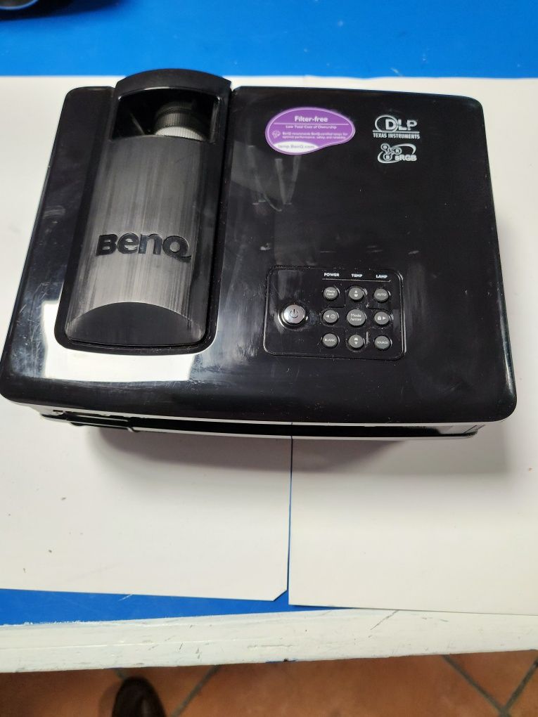 Projetor BenQ MP515
